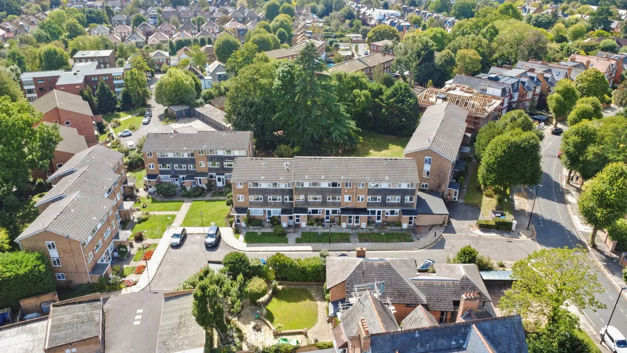 Park Hill, London, W5, photo 16