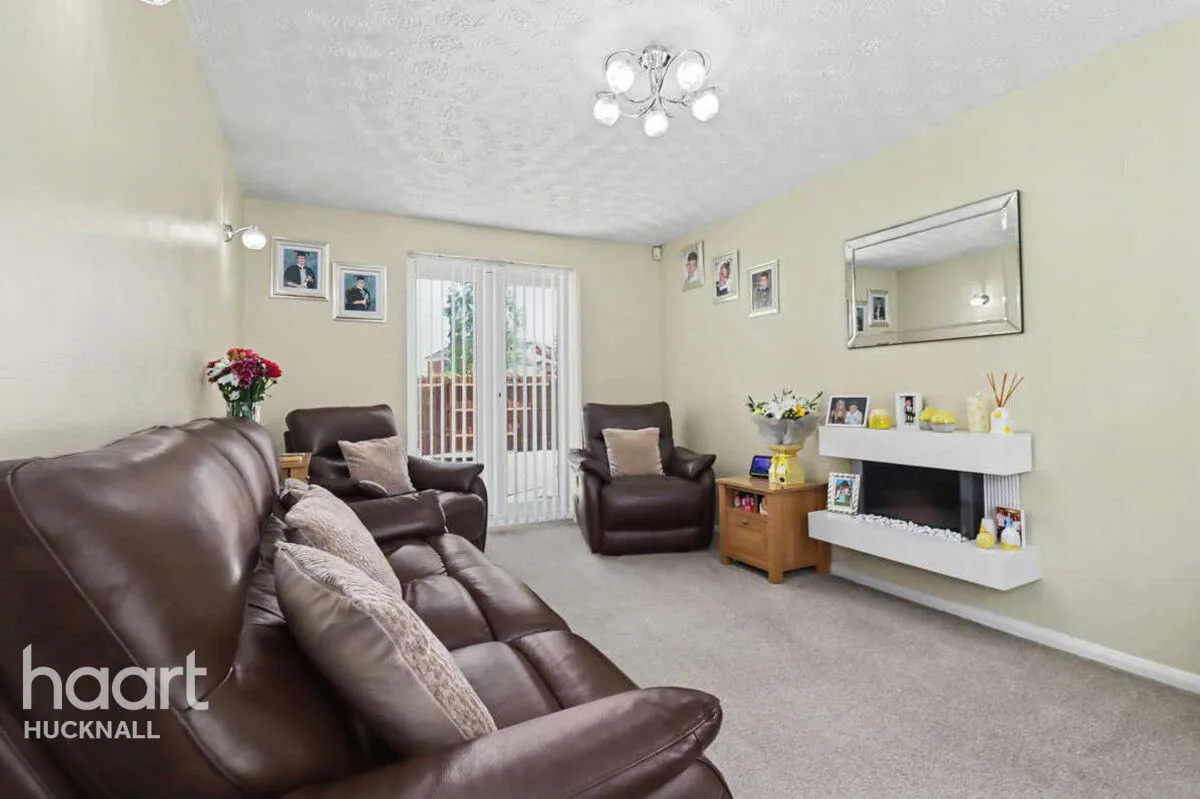 Brookfield Way, Heanor, DE75, photo 3