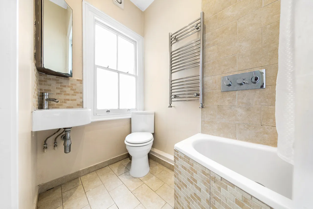 London, SW11, photo 6