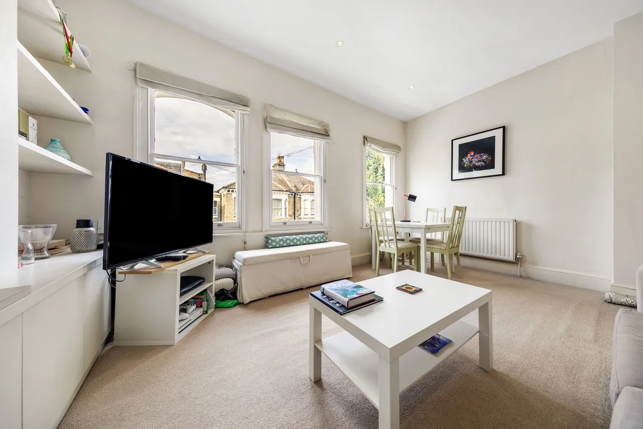 London, SW11, photo 9