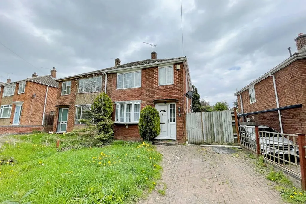 3 bed house to rent — Addison Road, Rugby, CV22 7DA