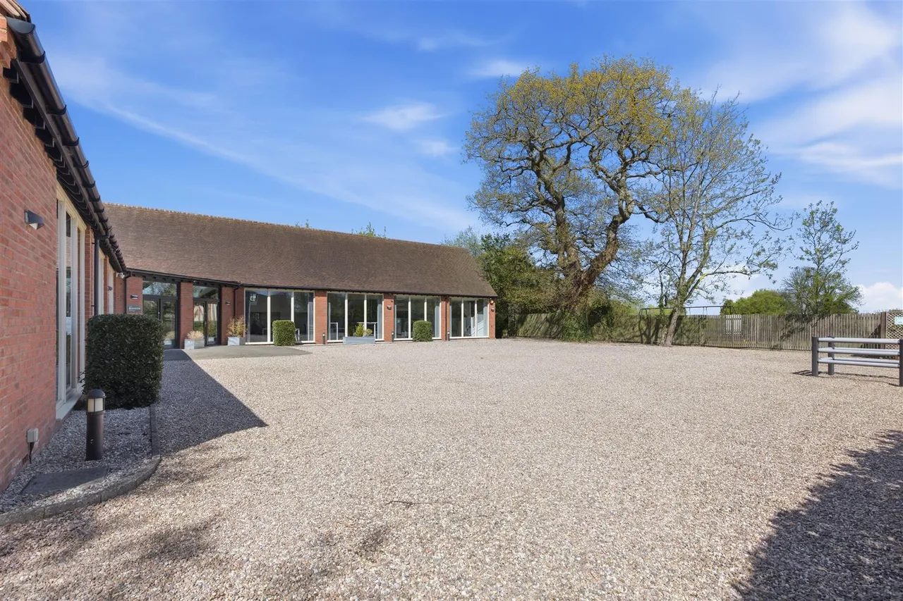 Church Lane, Bickenhill, B92, photo 2