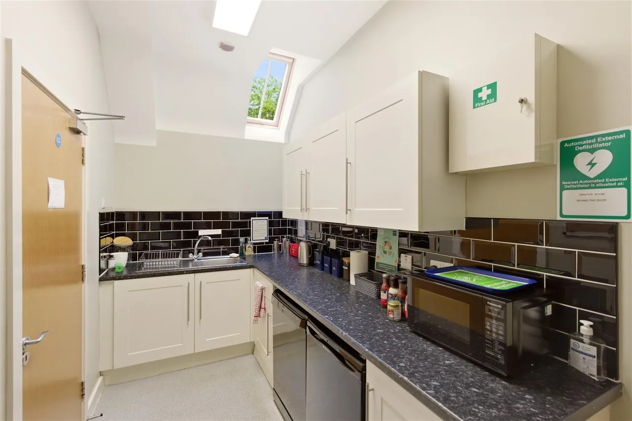 Church Lane, Bickenhill, B92, photo 17