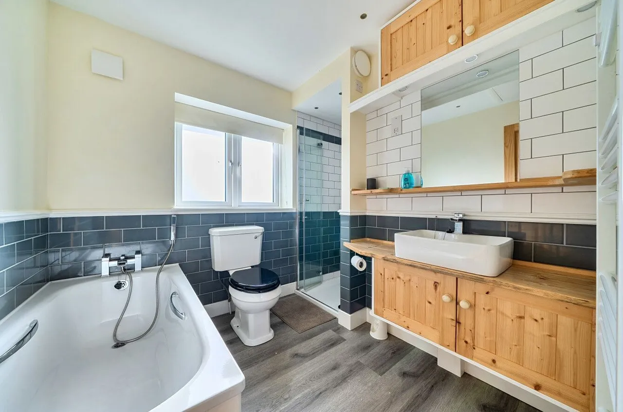 St Marys Road, Meare, BA6, photo 4