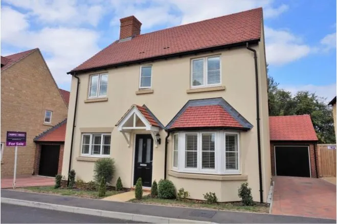 4 bed house for sale — Spring Meadow, Witney