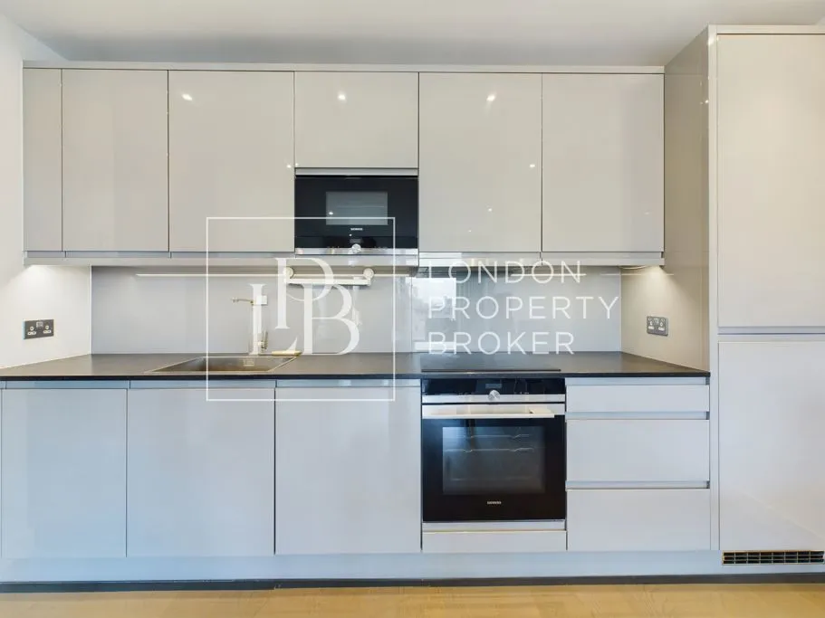 Thonrey Close, London, NW9, photo 3
