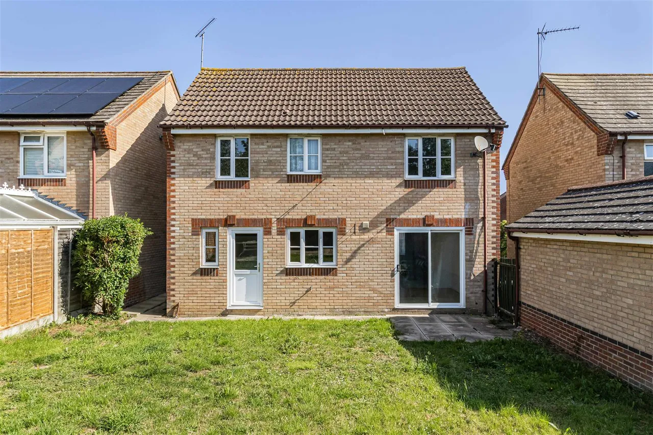 Lowry Close, Haverhill, CB9, photo 20