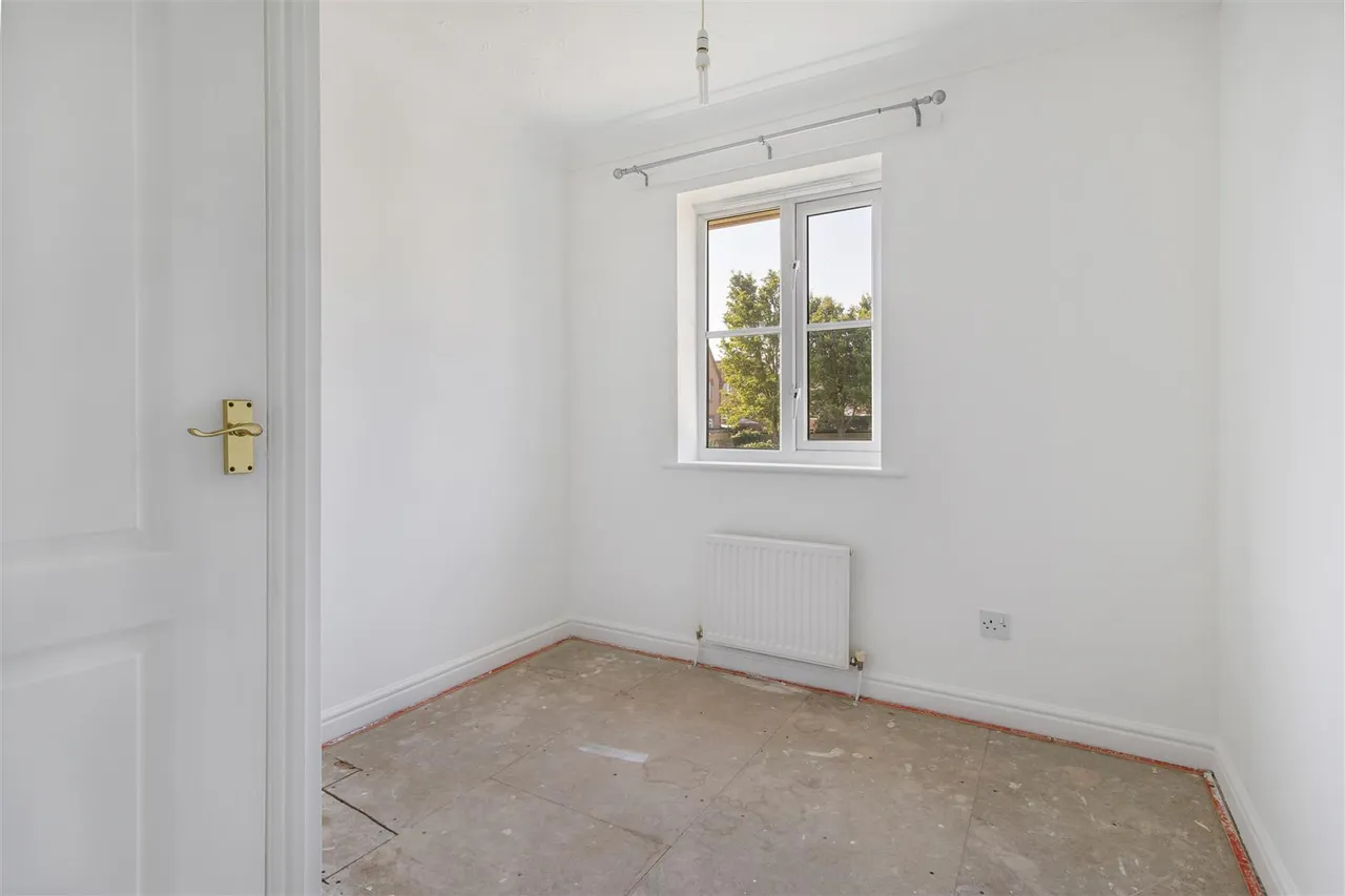 Lowry Close, Haverhill, CB9, photo 16