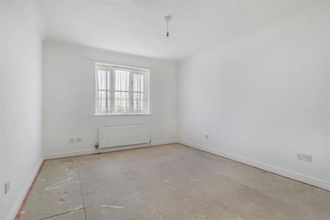 Lowry Close, Haverhill, CB9, photo 12