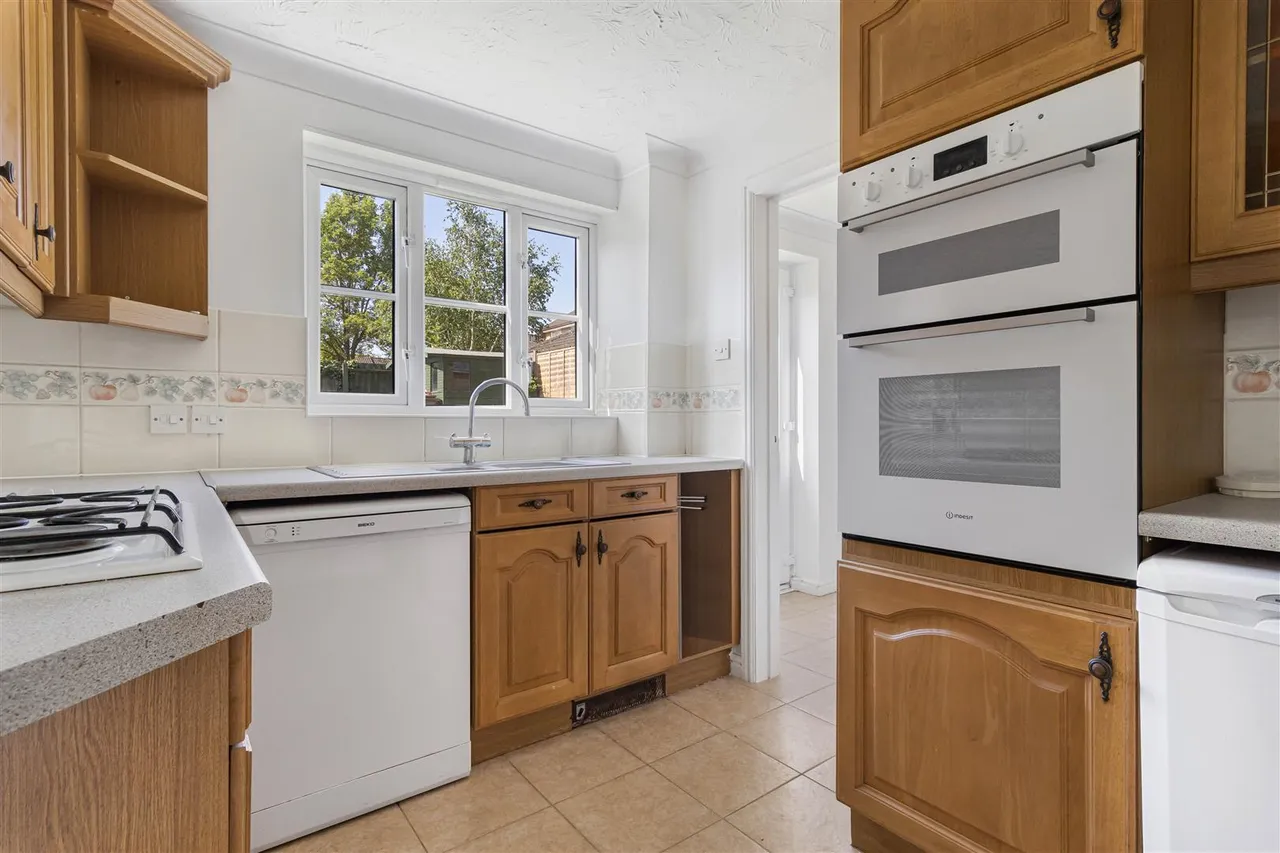 Lowry Close, Haverhill, CB9, photo 6