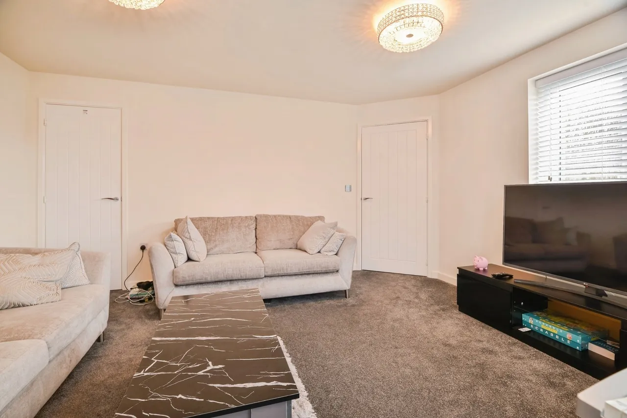 Hazelwood Gardens, MIDDLESBROUGH, Cleveland, TS6, photo 2