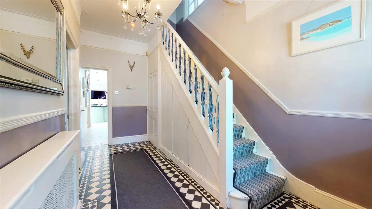 Monkhams Lane, Woodford Green, photo 2