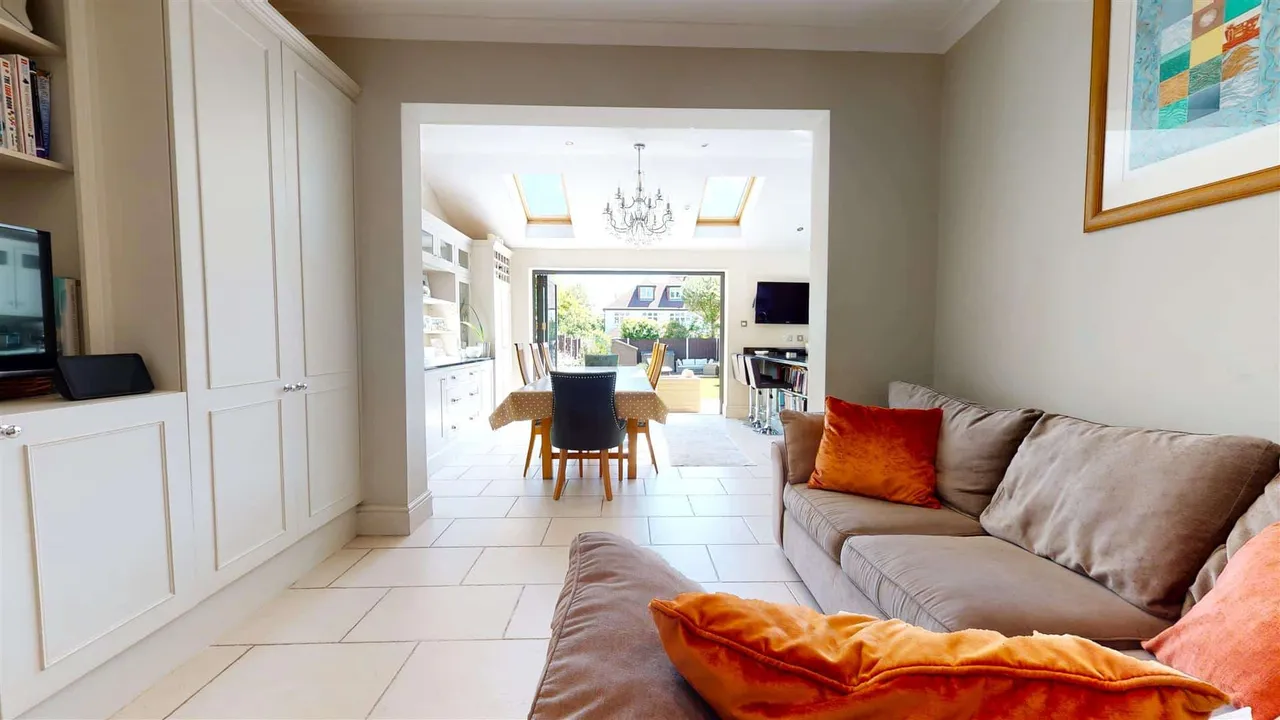 Monkhams Lane, Woodford Green, photo 6