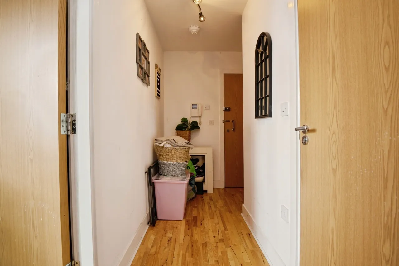 Eddystone House, Ferry Court, Cardiff, South Glamorgan, CF11, photo 2