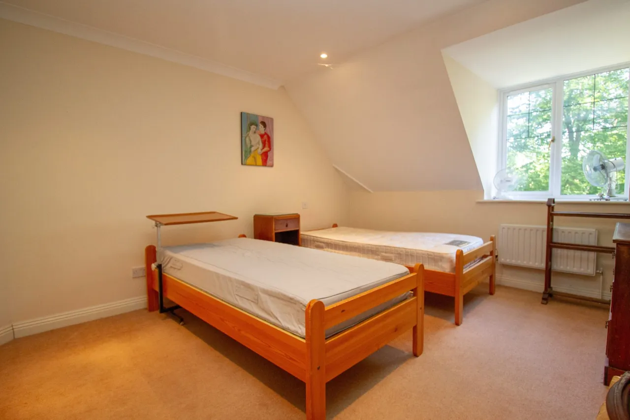 Flat 6, Greenwood Manor Church Road, Fleet, GU51 4NA, photo 7