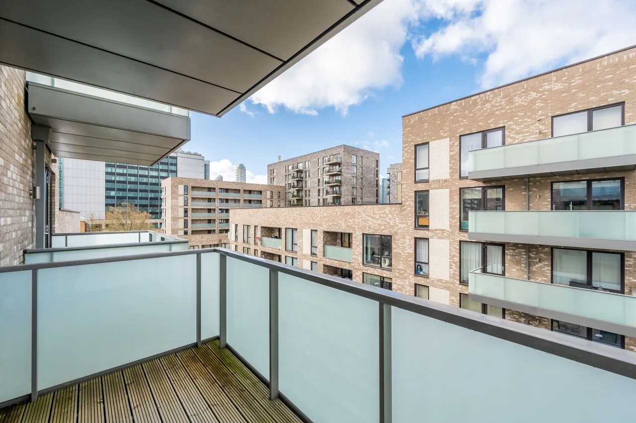 Flat 404, Barrell Makers House, 40 Blair Street, London, photo 5