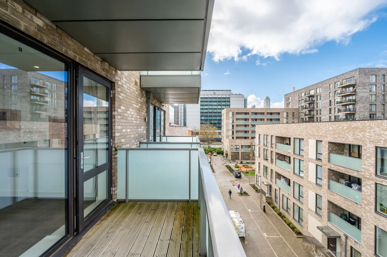 Flat 404, Barrell Makers House, 40 Blair Street, London, photo 11