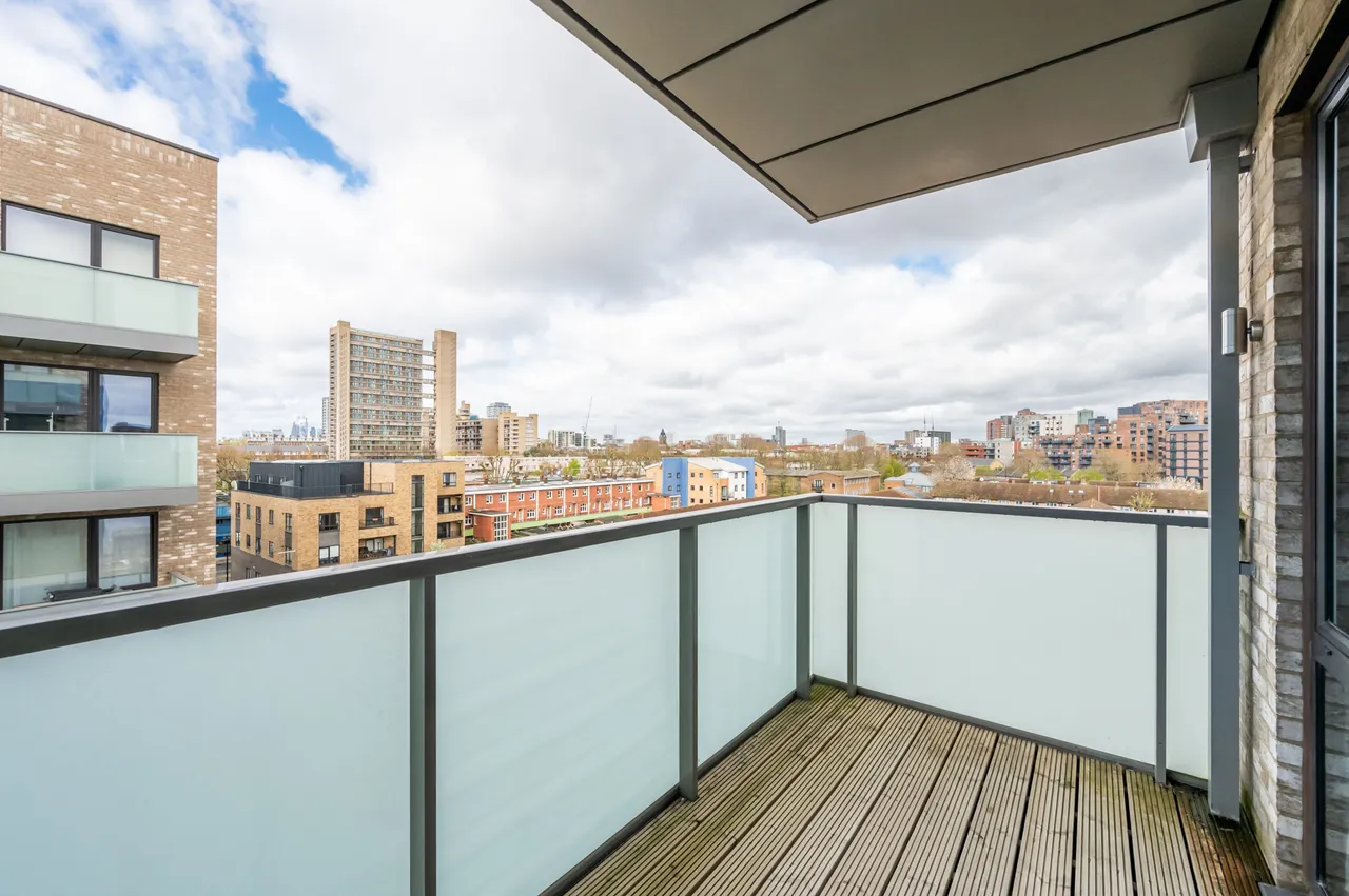 Flat 404, Barrell Makers House, 40 Blair Street, London, photo 12