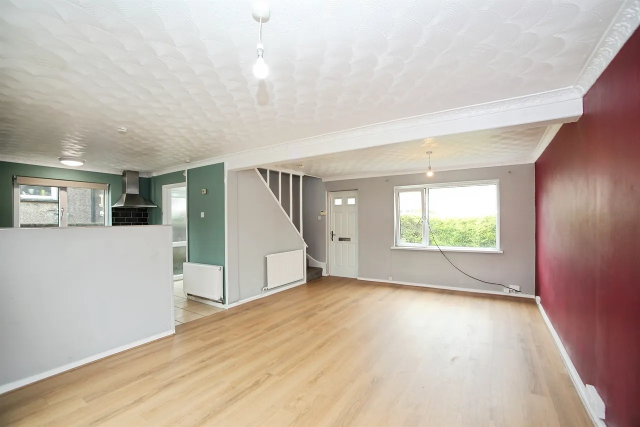 Heol Celyn Pontypridd, CF38, photo 12