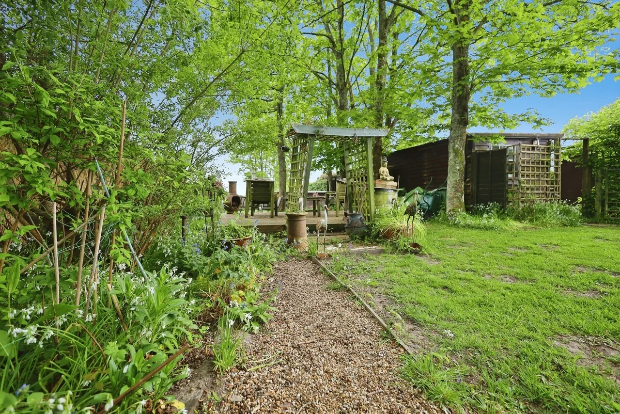 Battle Road, Dallington, TN21, photo 17