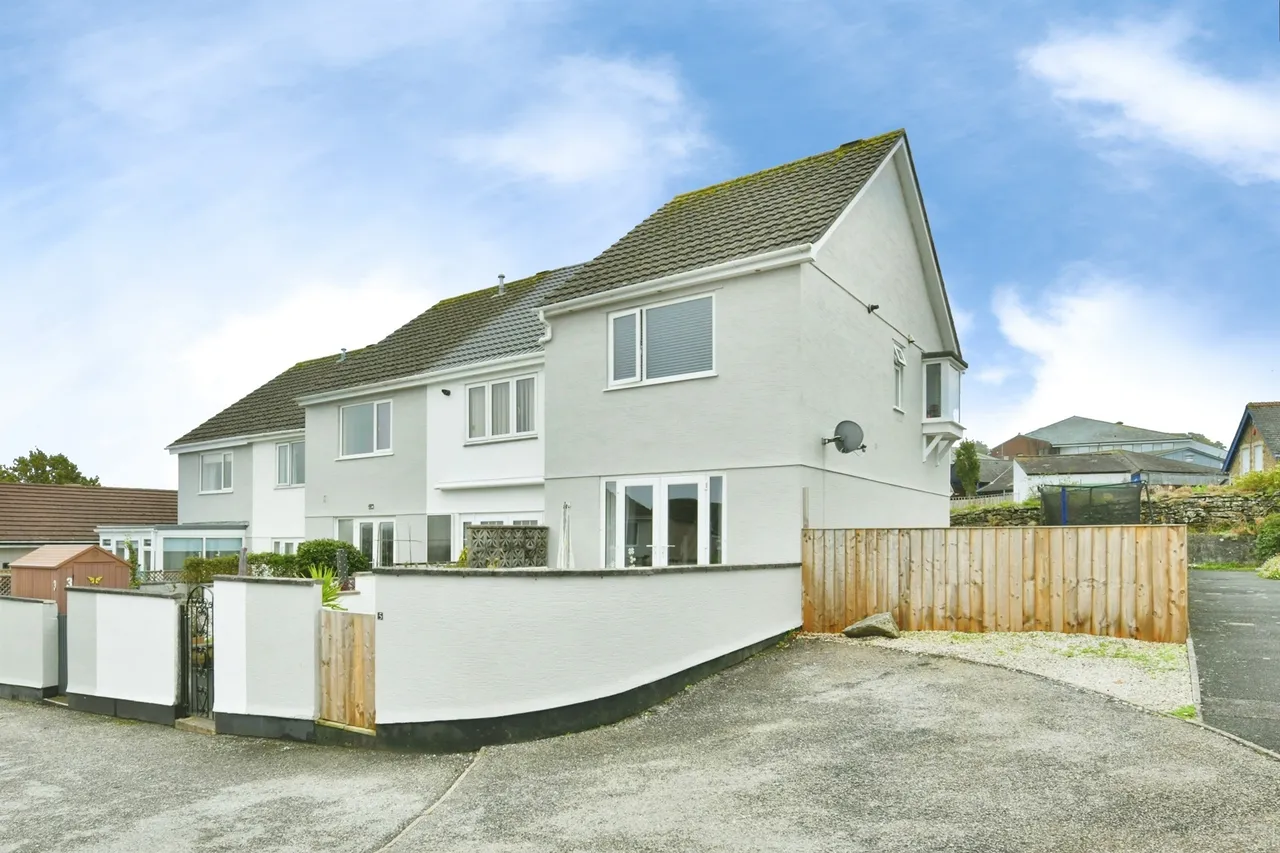 Gordon Court, Saltash, PL12, photo 19