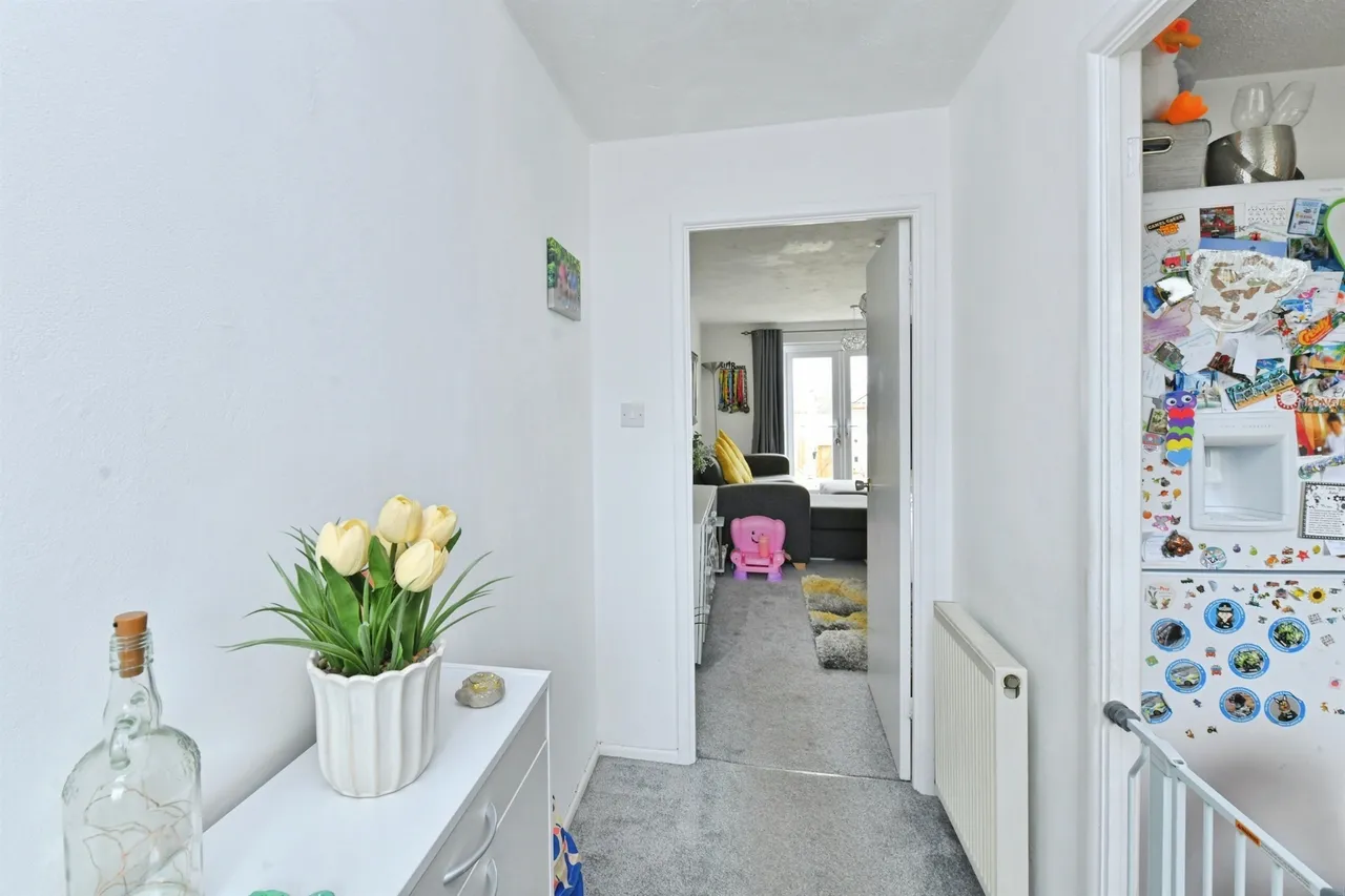 Gordon Court, Saltash, PL12, photo 10