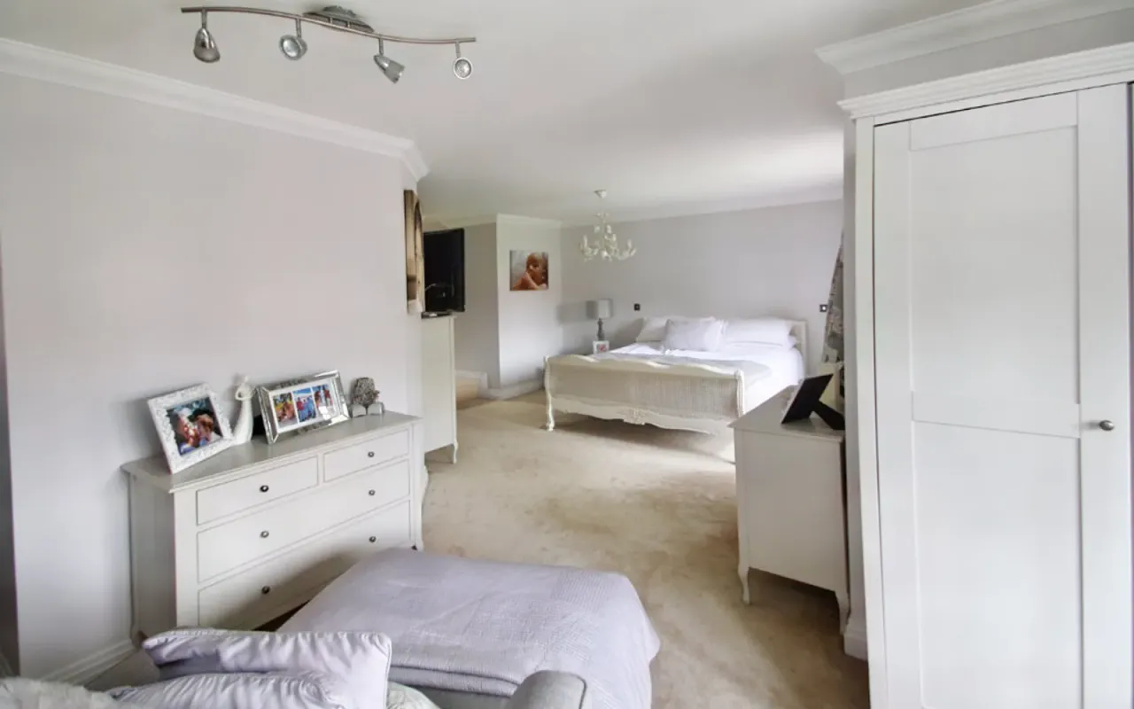Bromham Road, Bedford MK40 4AF, photo 23