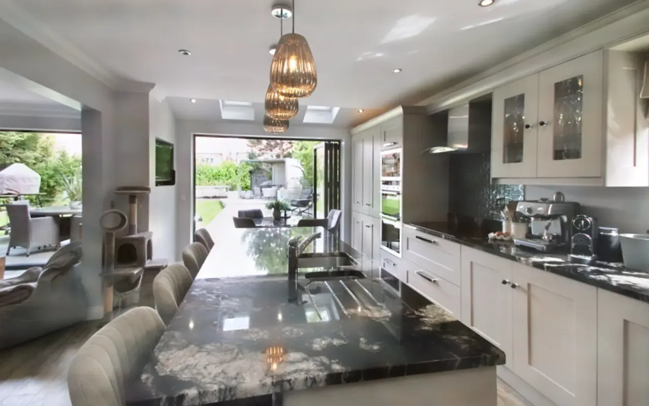 Bromham Road, Bedford MK40 4AF, photo 11