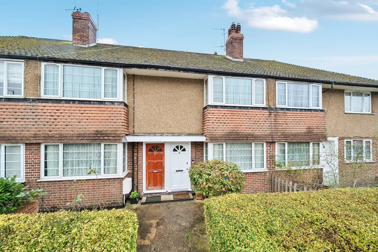 2 bed flat for sale, South Vale, Harrow, HA1