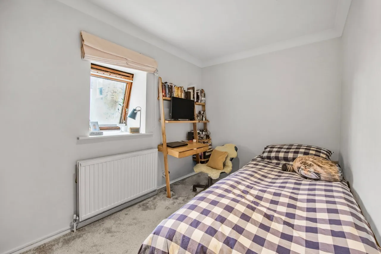 Trinity Road, London, SW18, photo 10