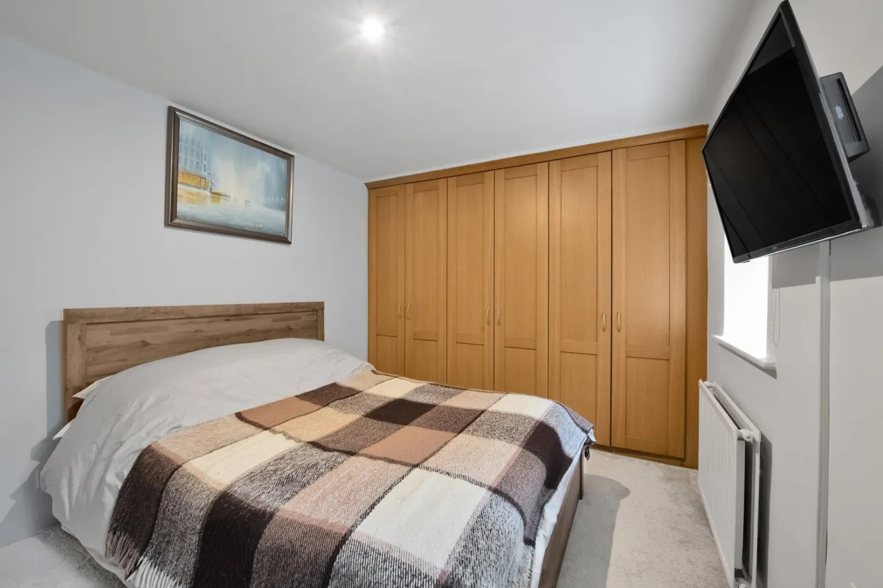 Trinity Road, London, SW18, photo 8