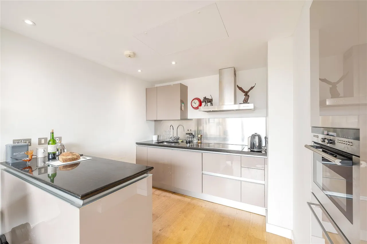 Hepworth Court, 30 Gatliff Road, SW1W, photo 5