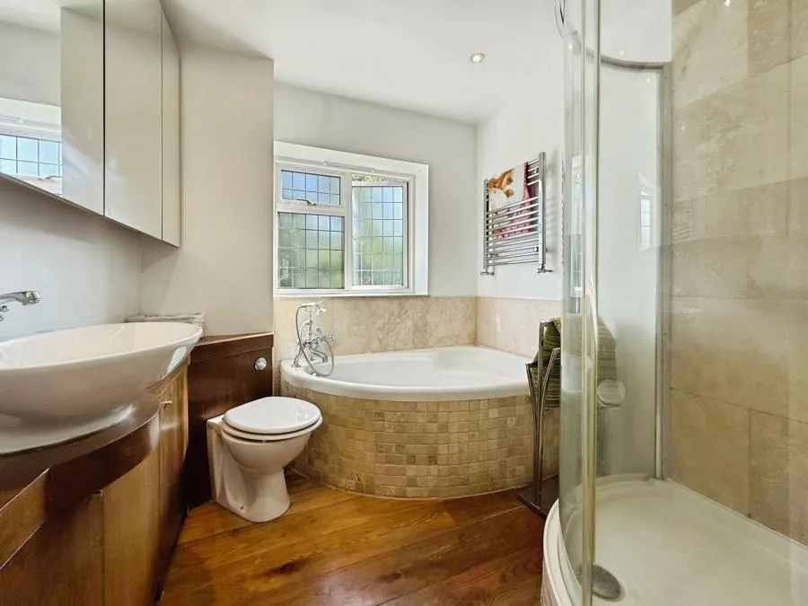 Lower Wokingham Road, Crowthorne, RG45, photo 17