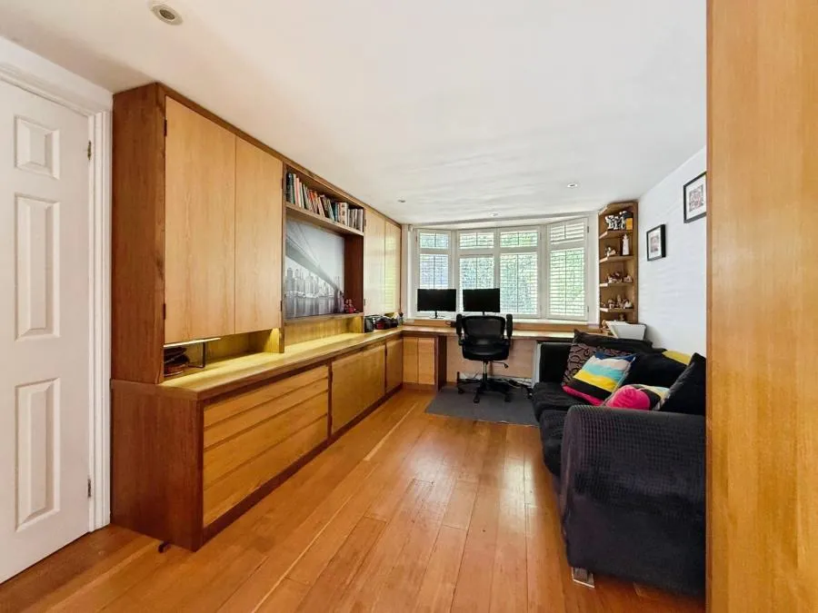 Lower Wokingham Road, Crowthorne, RG45, photo 13
