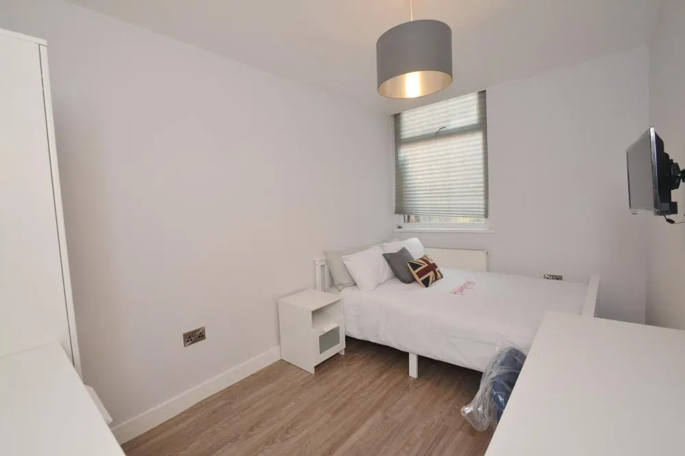 Moseley Road, Fallowfield, M14, photo 11