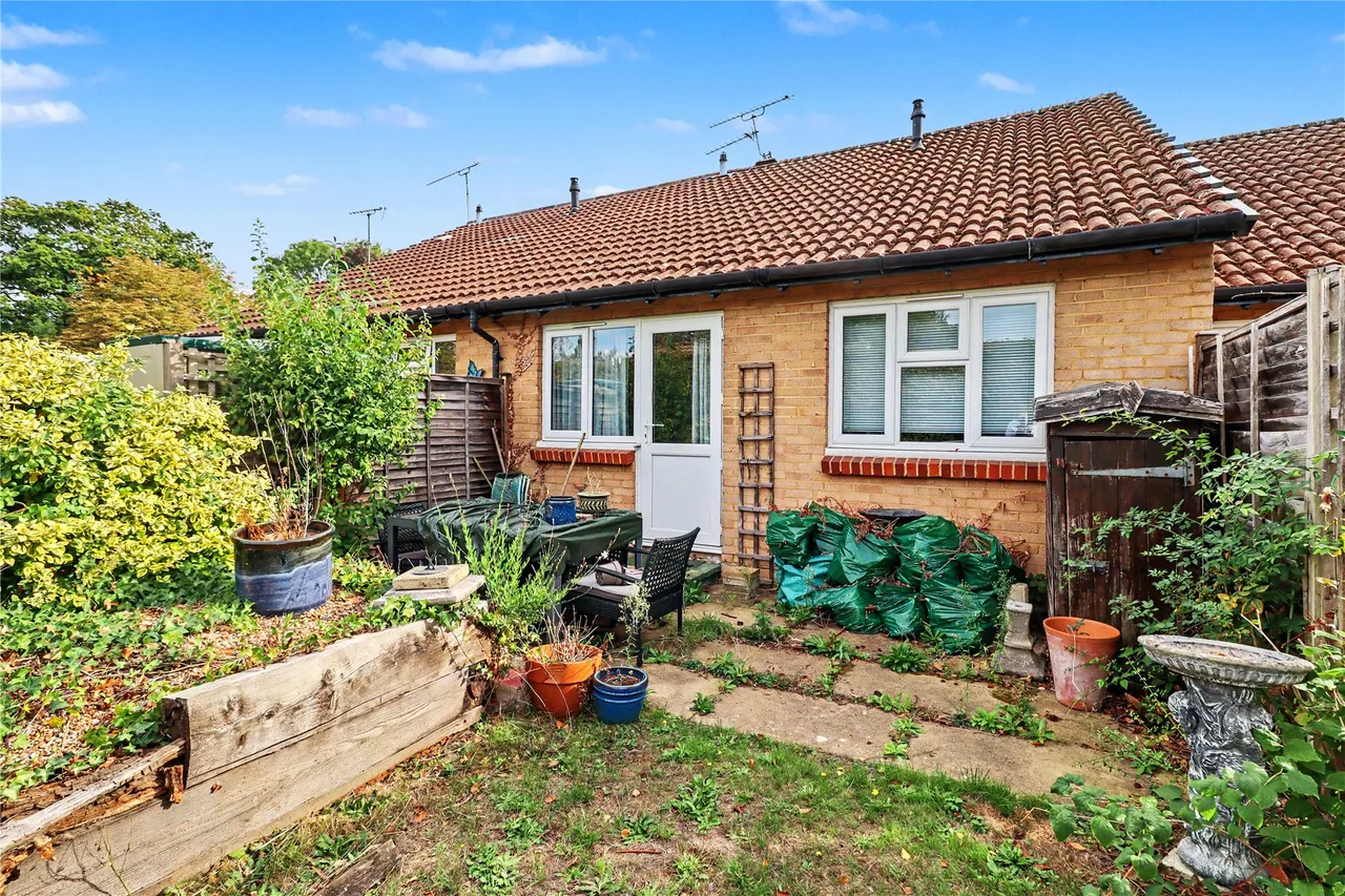 Fairmead, Woking, GU21, photo 9