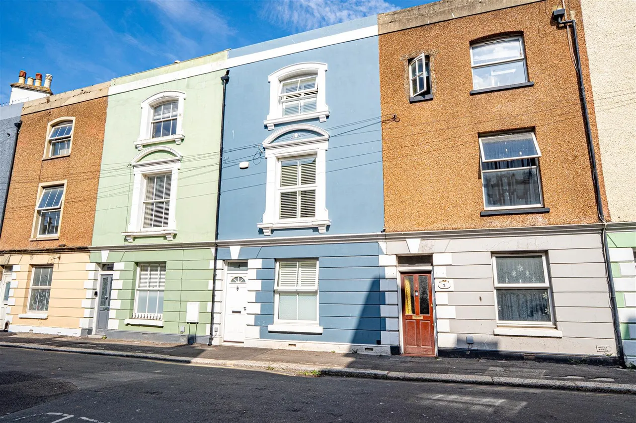 4 bed house for sale, Waldegrave Street, Hastings