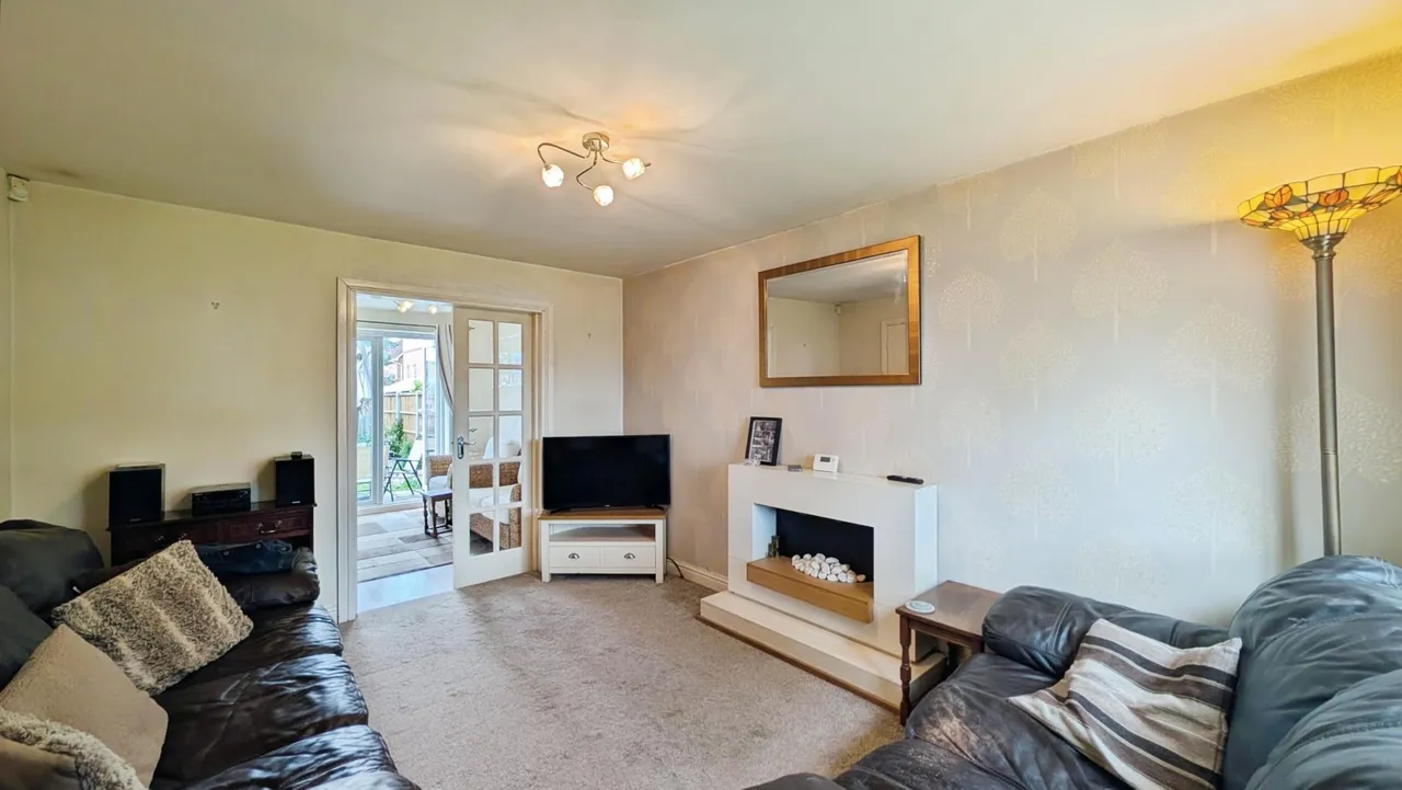 Fresh Meadows, Normanton, WF6, photo 2