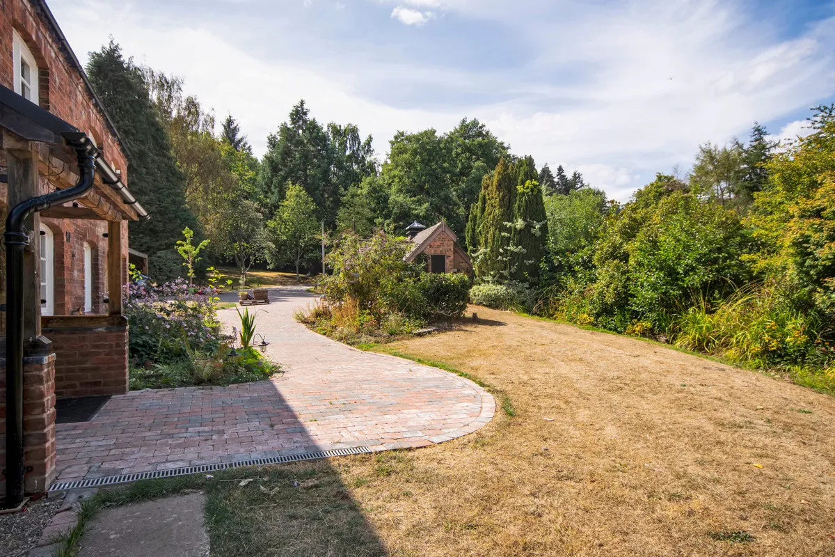 Home Farm Lane, Great Witley, WR6, photo 10