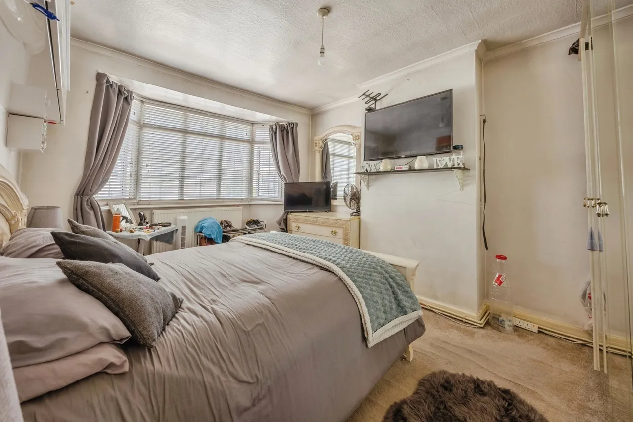 Oriel Close, Mitcham, CR4, photo 11