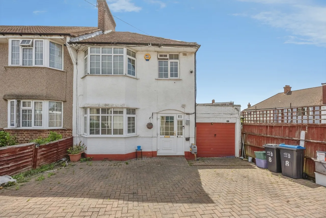 Oriel Close, Mitcham, CR4, photo 21