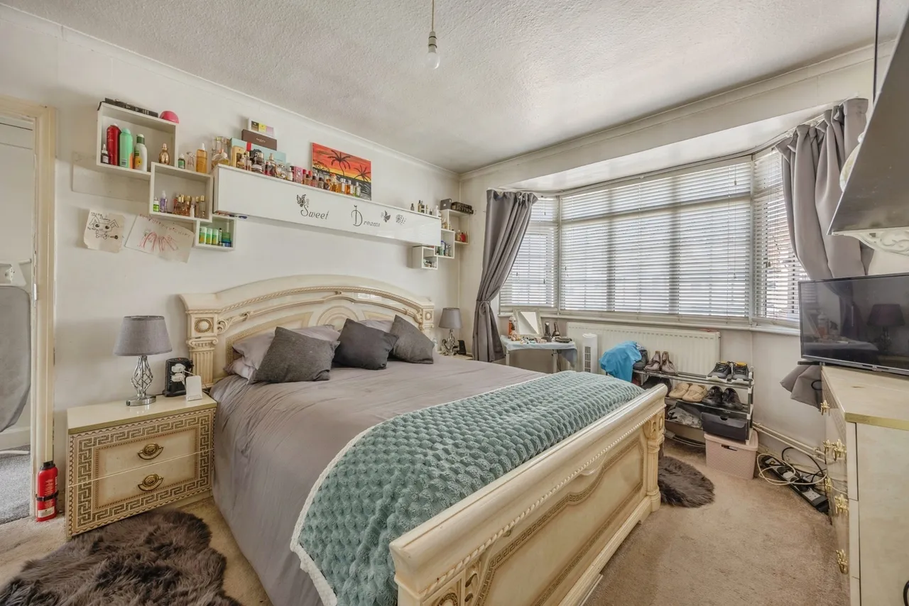 Oriel Close, Mitcham, CR4, photo 10