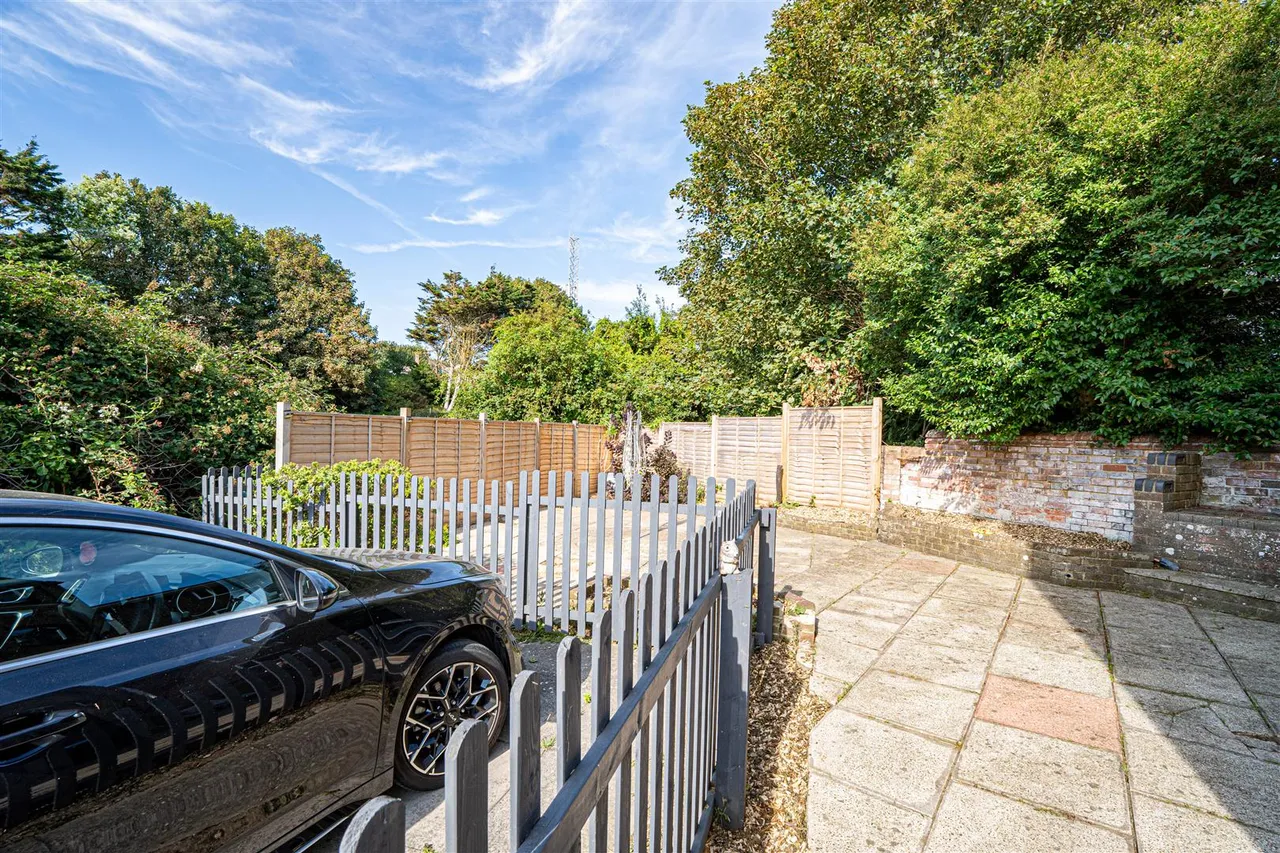 West Hill Road, St. Leonards-On-Sea, photo 18