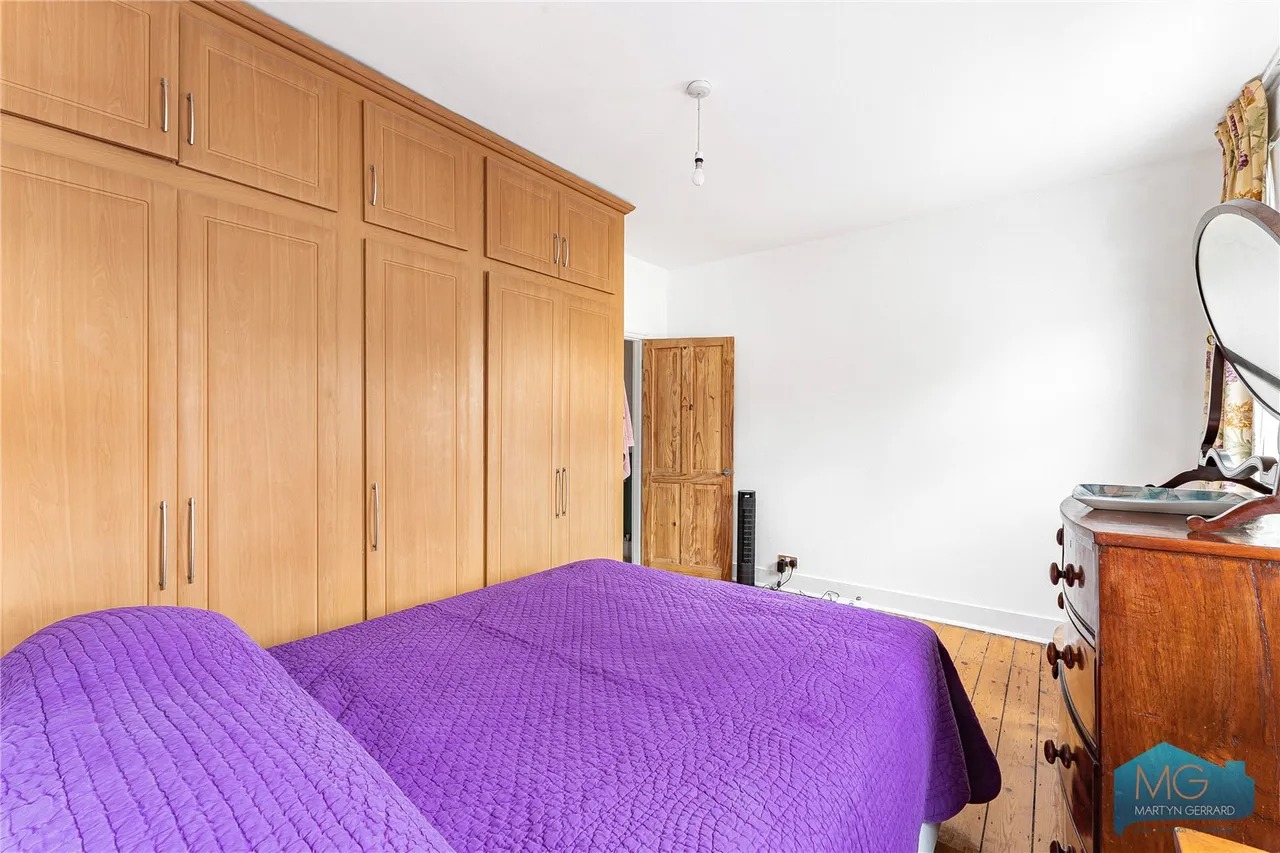 Brackenbury Road, London, N2, photo 15