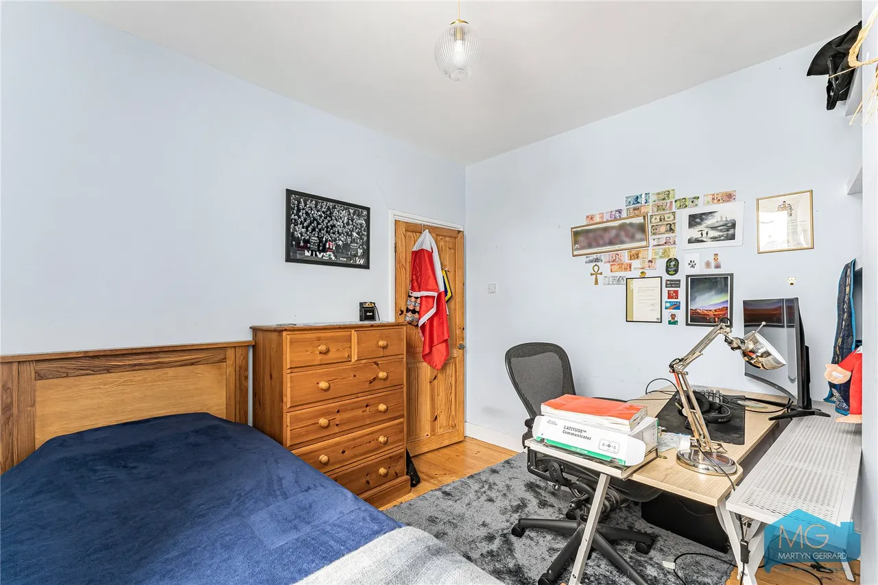 Brackenbury Road, London, N2, photo 12