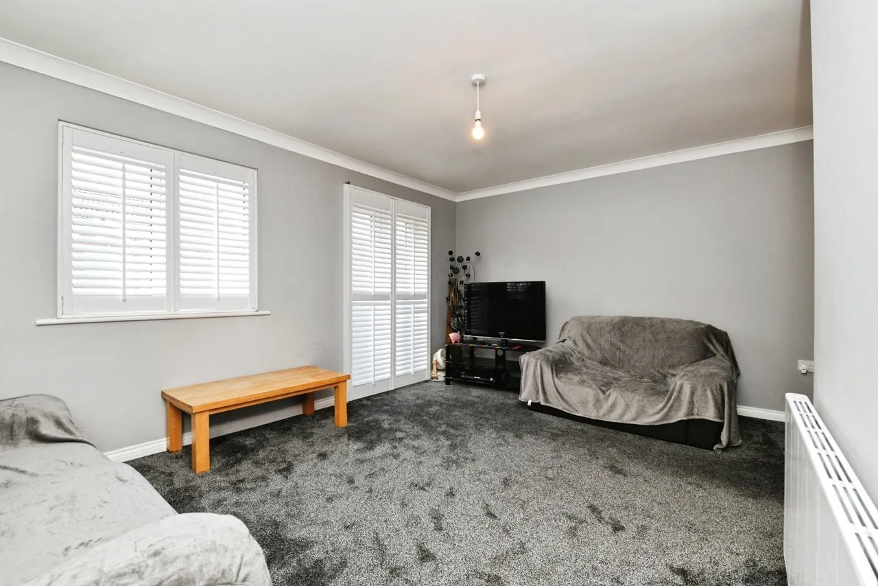 Czarina Rise, Basildon, Essex, SS15, photo 3