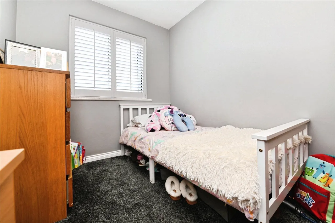 Czarina Rise, Basildon, Essex, SS15, photo 11