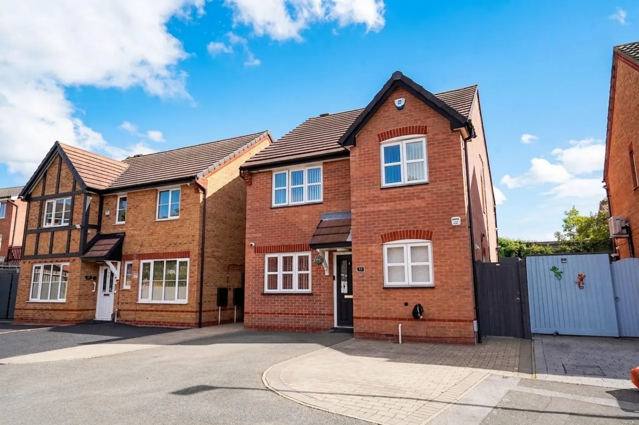 3 bed house for sale, Stanier Drive, Leicester, LE4
