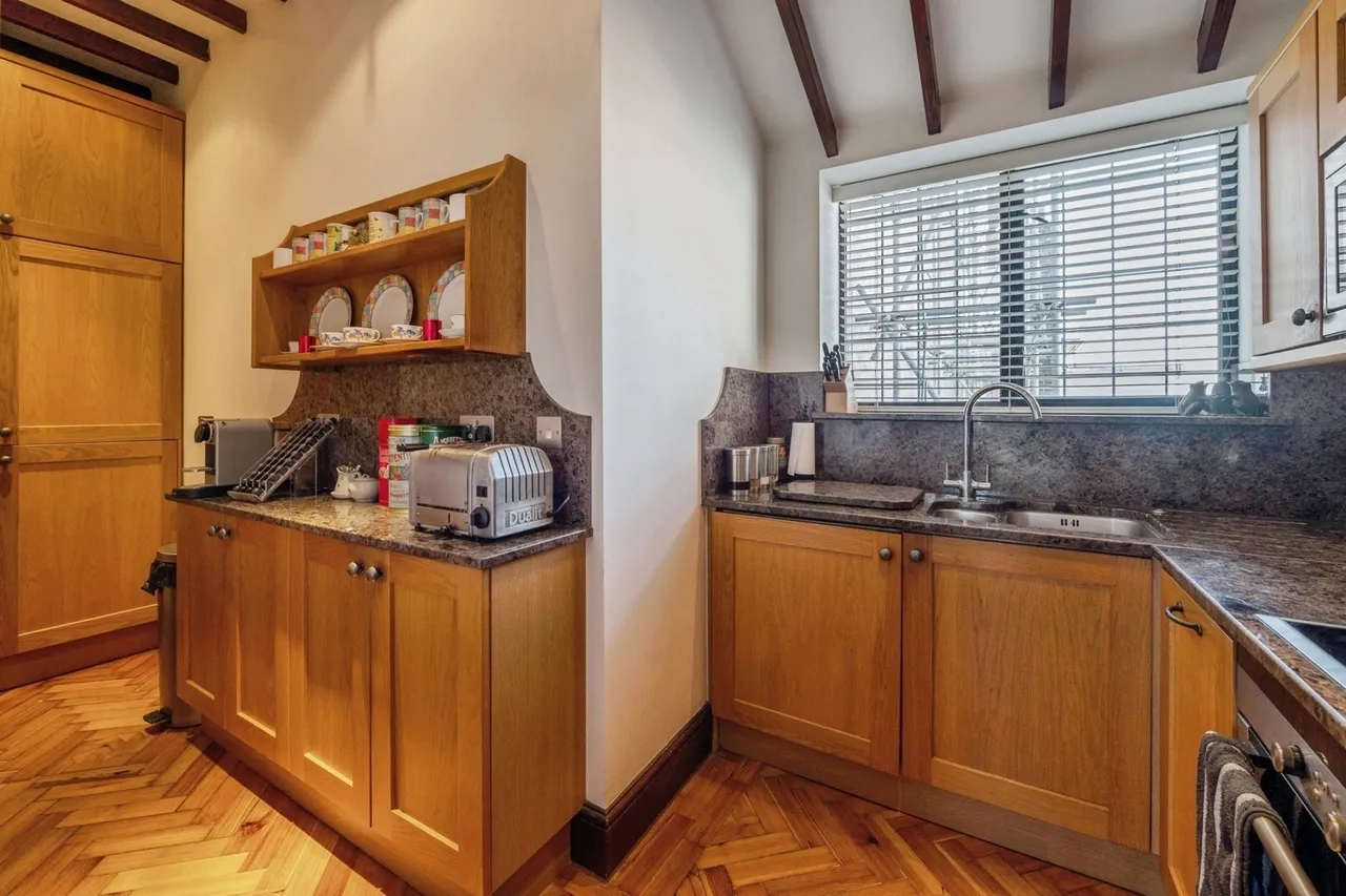 Kings Road, Westcliff-on-Sea, SS0, photo 4