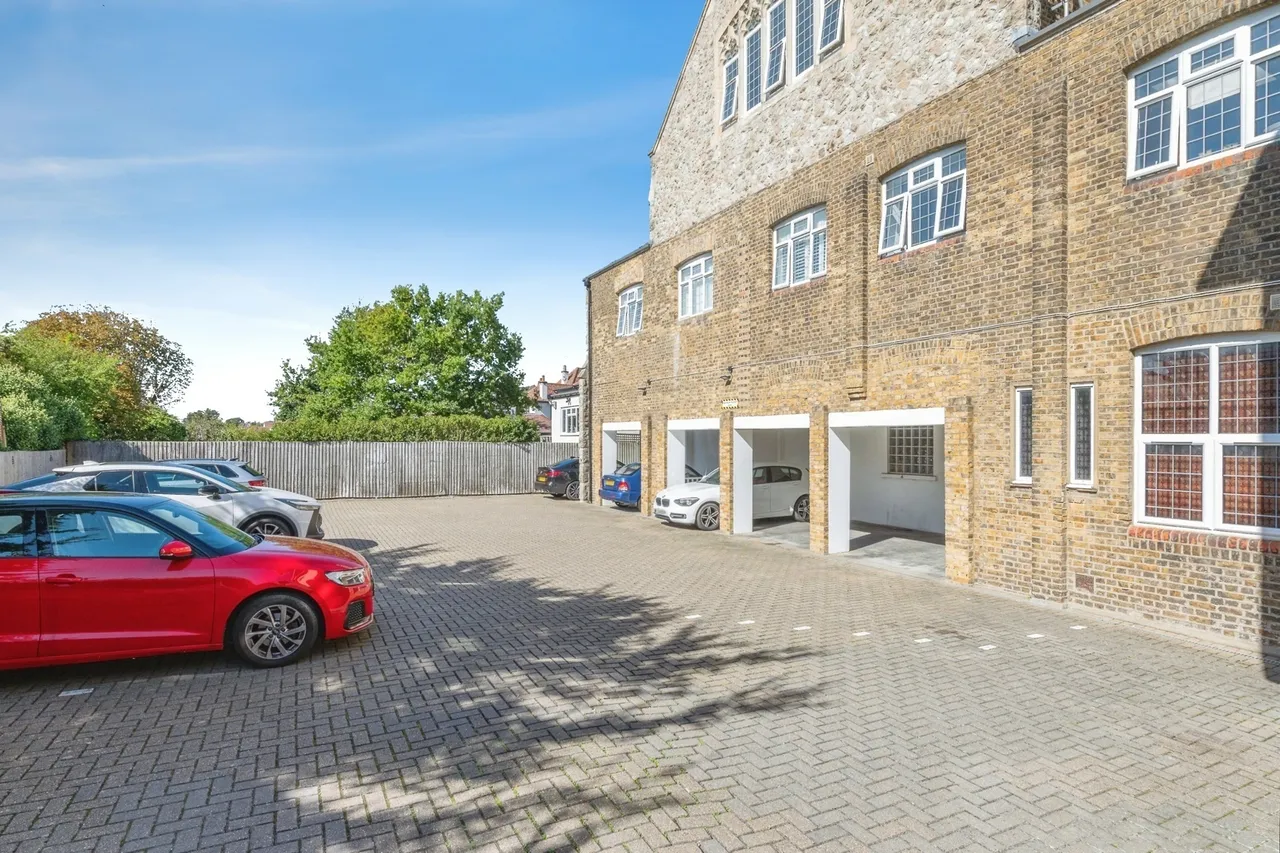 Kings Road, Westcliff-on-Sea, SS0, photo 22